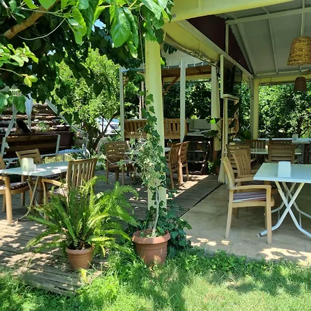 Sunset Boutique Hotel & Apartments-3