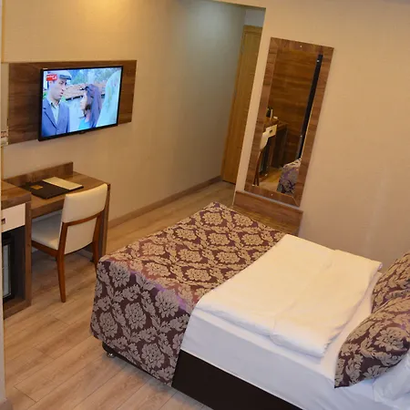 Hotel Le Grand-3