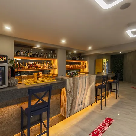 Tema 242 Hotel-3