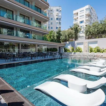 Awen Lara Hotel-2