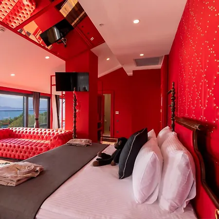 Lucky Monkey Hotel-2