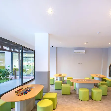 Utopia Resort & Residence-2
