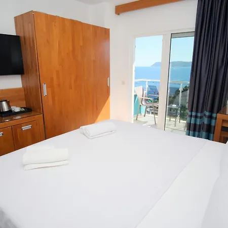 Nur Hotel-2