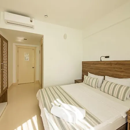 La Moda Beach Hotel-2