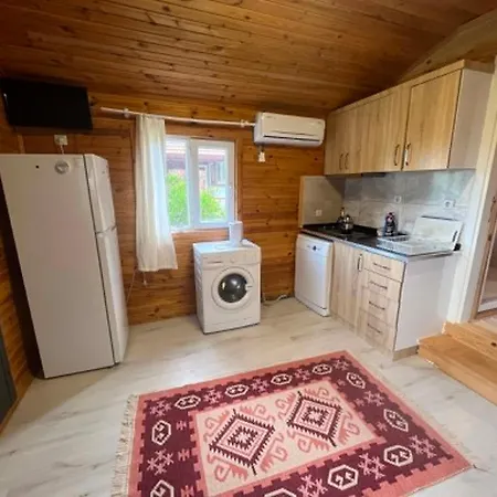 Naz Apartlari Cirali-2