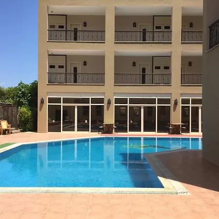Starberry Hotel-2