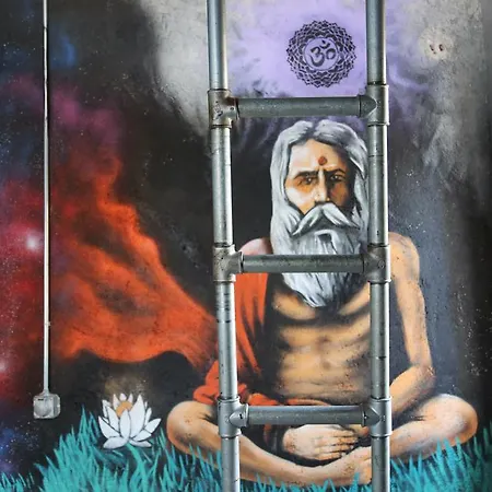 Role Street Hostel-2