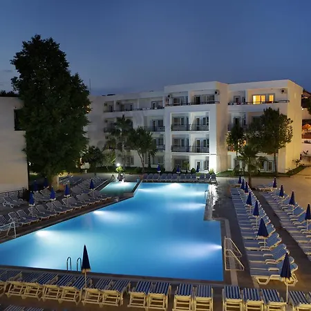 Larissa Beach Club-2