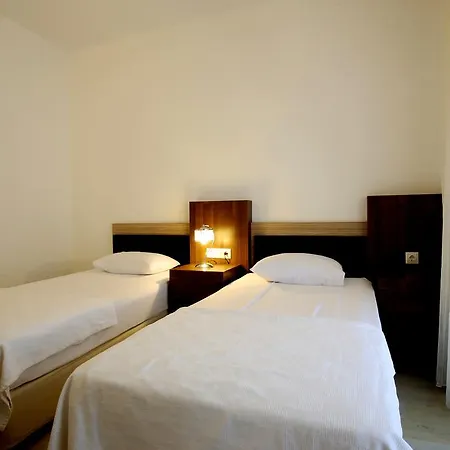 Arikanda Hotel 2-3