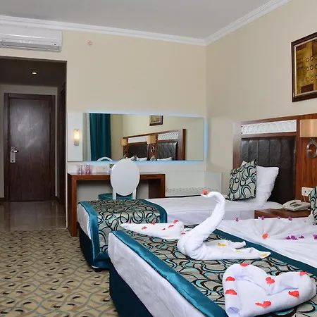 Club Side Coast Hotel-3