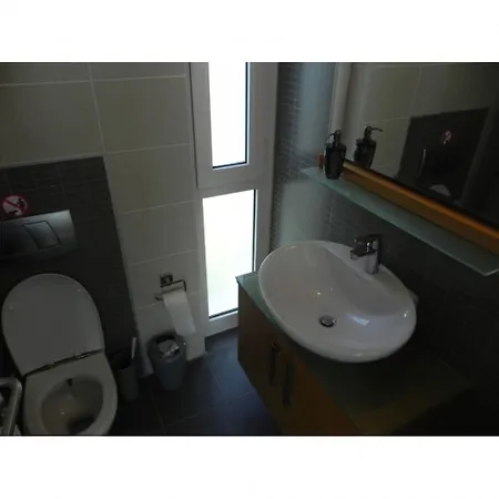 Novron Villa 11-2