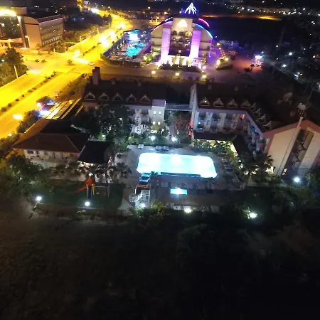 Silver Hotel-2