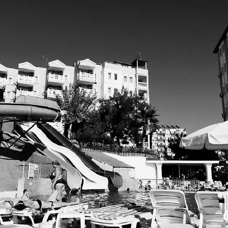 Club Sunny World-2