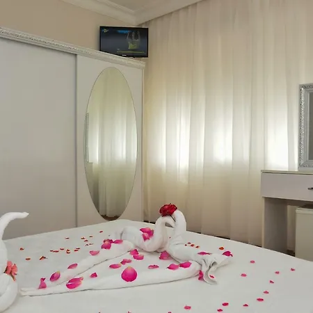 Melody Hotel-2