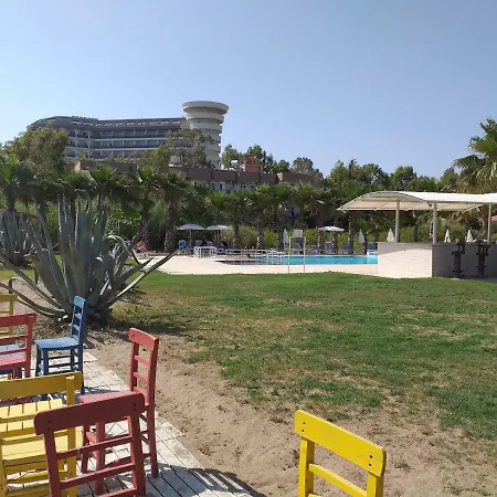 Skys Beach Hotel-3