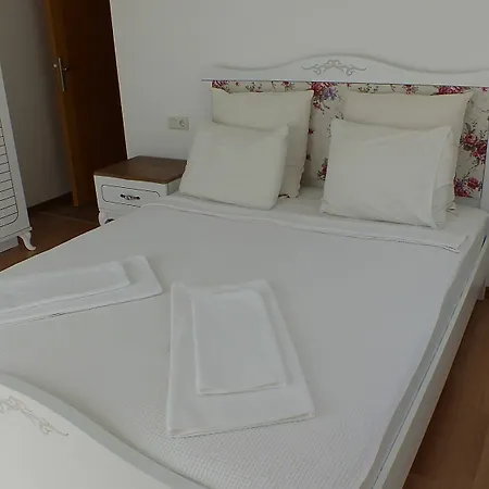 Taurus Residences 2-2
