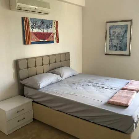 Dana Residence 4-2