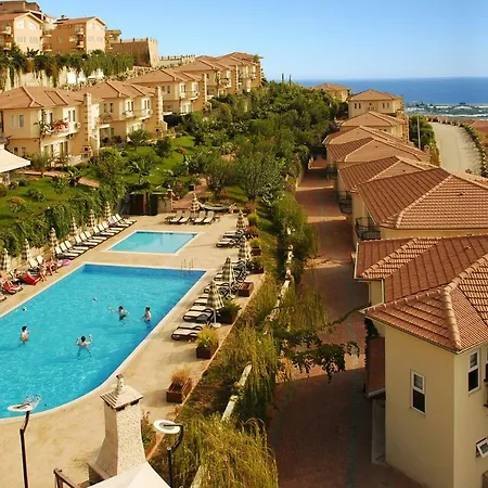 Gold City Luxury Accommodation-3
