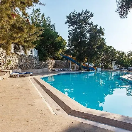 Larissa Hill Beach Hotel-3