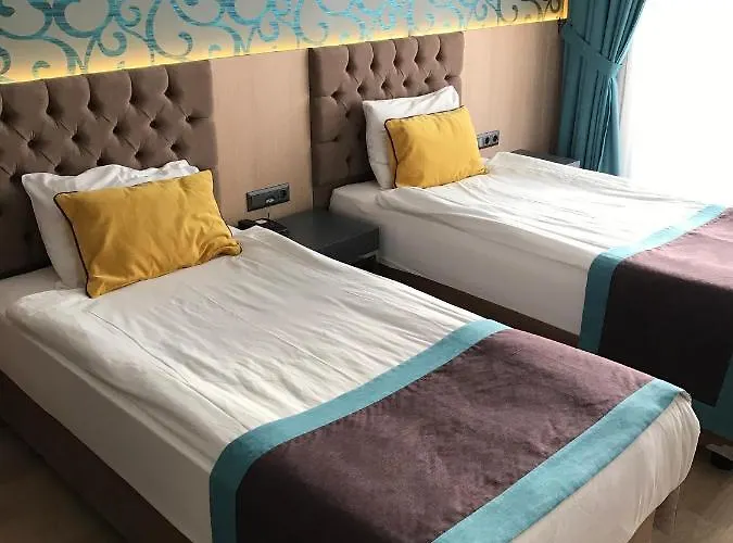 Falez Uygulama Oteli Antalya