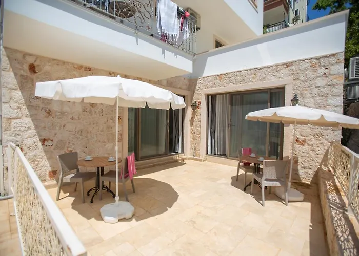 Haustierfreundliches Cedrus Suites Kaş