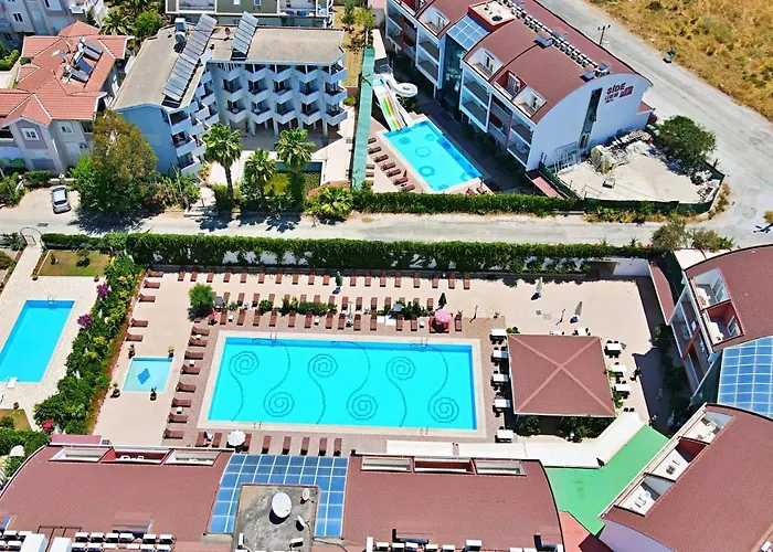 Side Legend Hotel