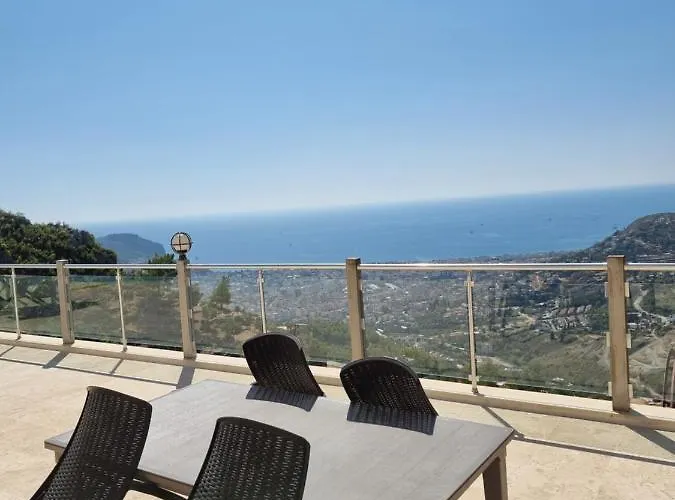 Bektas Hill Hotel Alanya met een Zwembad