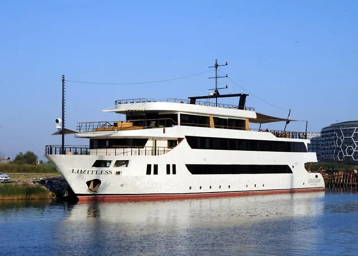Limitless Yacht Hotel Antalia che accetta animali