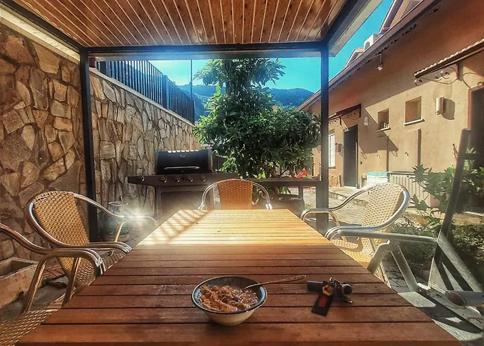Her Detayi Dusunulmus Bir Ev Ve Essiz Bir Manzara Alanya mit Pool