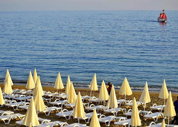 Azura Deluxe Resort & Spa Avsallar