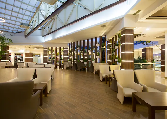 Готелі в Манавгат