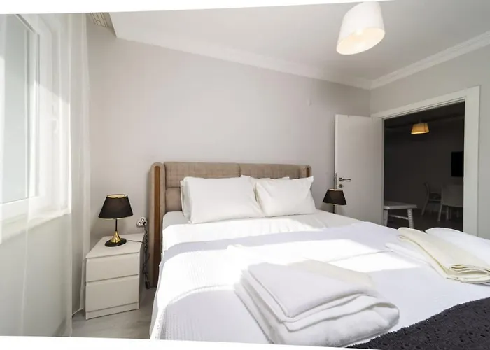 Flat With Shared Pool And Balcony In Konyaaltii Appartamento Antalia