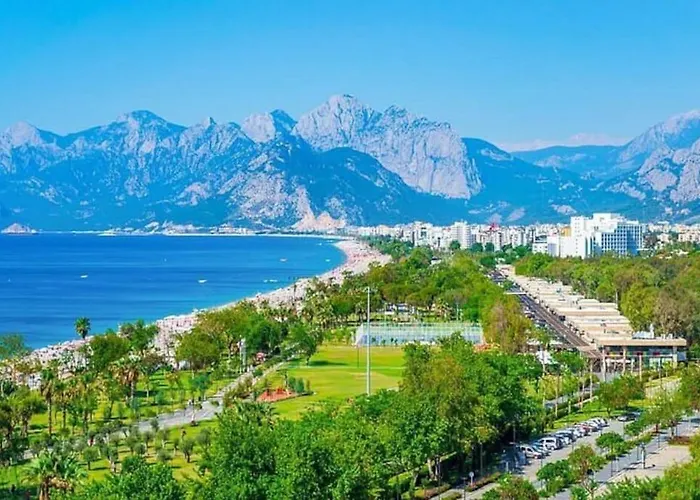 Cute 1 Bed Apartment, At The Heart Of Konyaalti Beach Antalia che accetta animali
