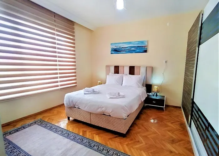 Commodious Flat Near Seaside In Antalya Konyaalti Appartamento