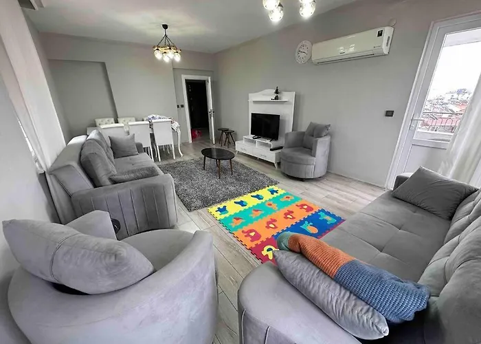 3+1 Furnished Apartment Close To Konyaalti Beach Antalya