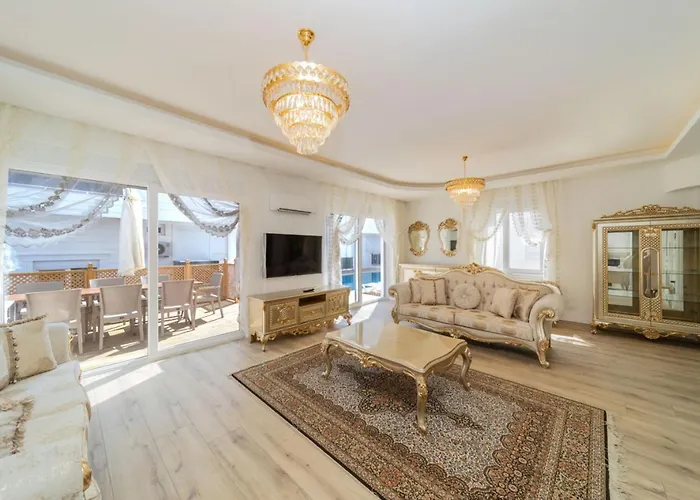 Great Villa With Pool Hammam And Sauna In Antalya