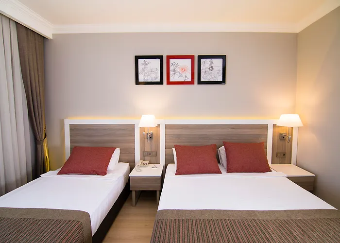 Port River Hotel & Spa Side