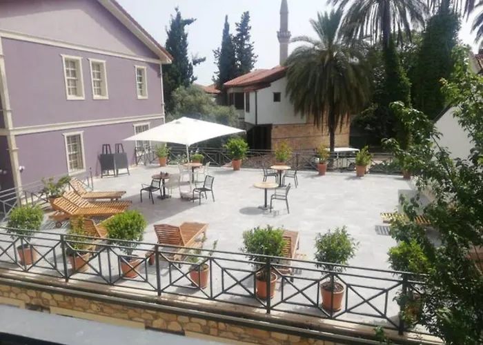 Appartamento Cozy Flat With Balcony Near Hadrian'S Gate Antalia che accetta animali