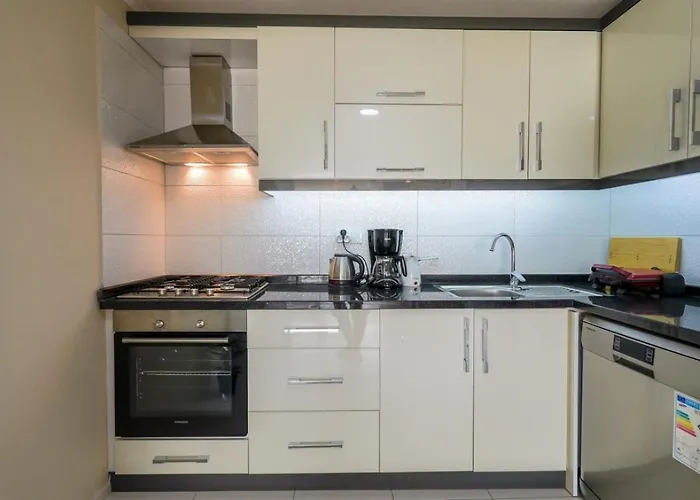 Chic Flat Near Hadrian'S Gate Appartement Antalya