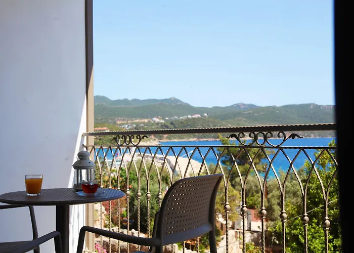 Noel Baba Hotel Kaş