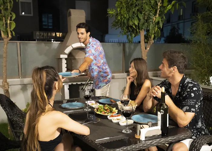 Antalya City Hotel & Spa (Adults Only) che accetta animali