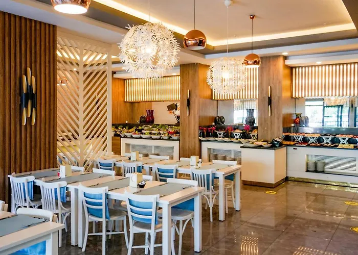 Istanbul Beach Hotel-Sweet Home Apart Kemer
