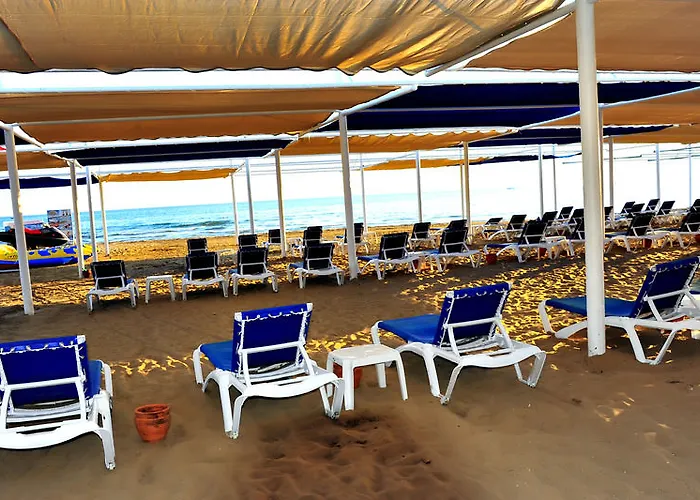 Hotel Dream Family Club Side