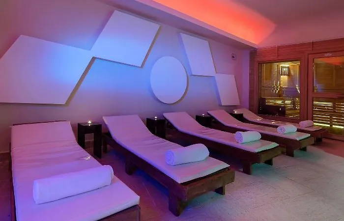 Larissa Hill Beach Hotel Konaklı